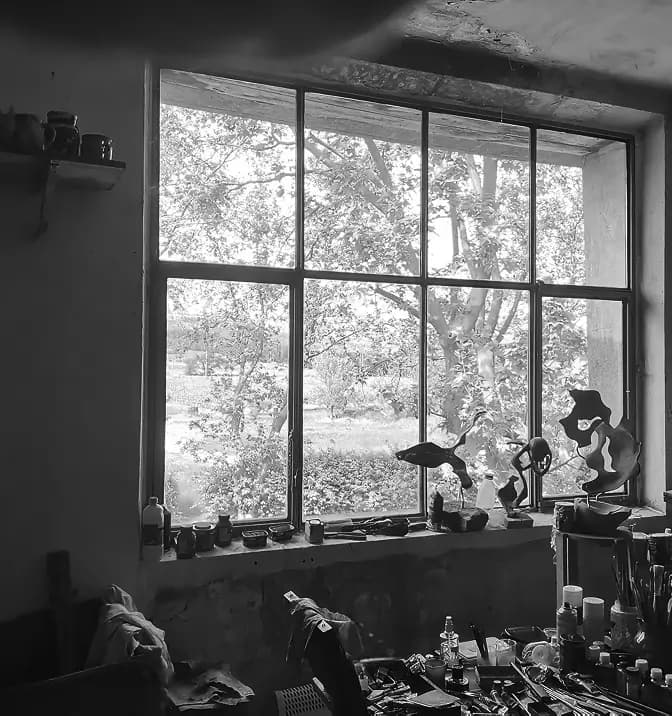 L'atelier — premières esquisses